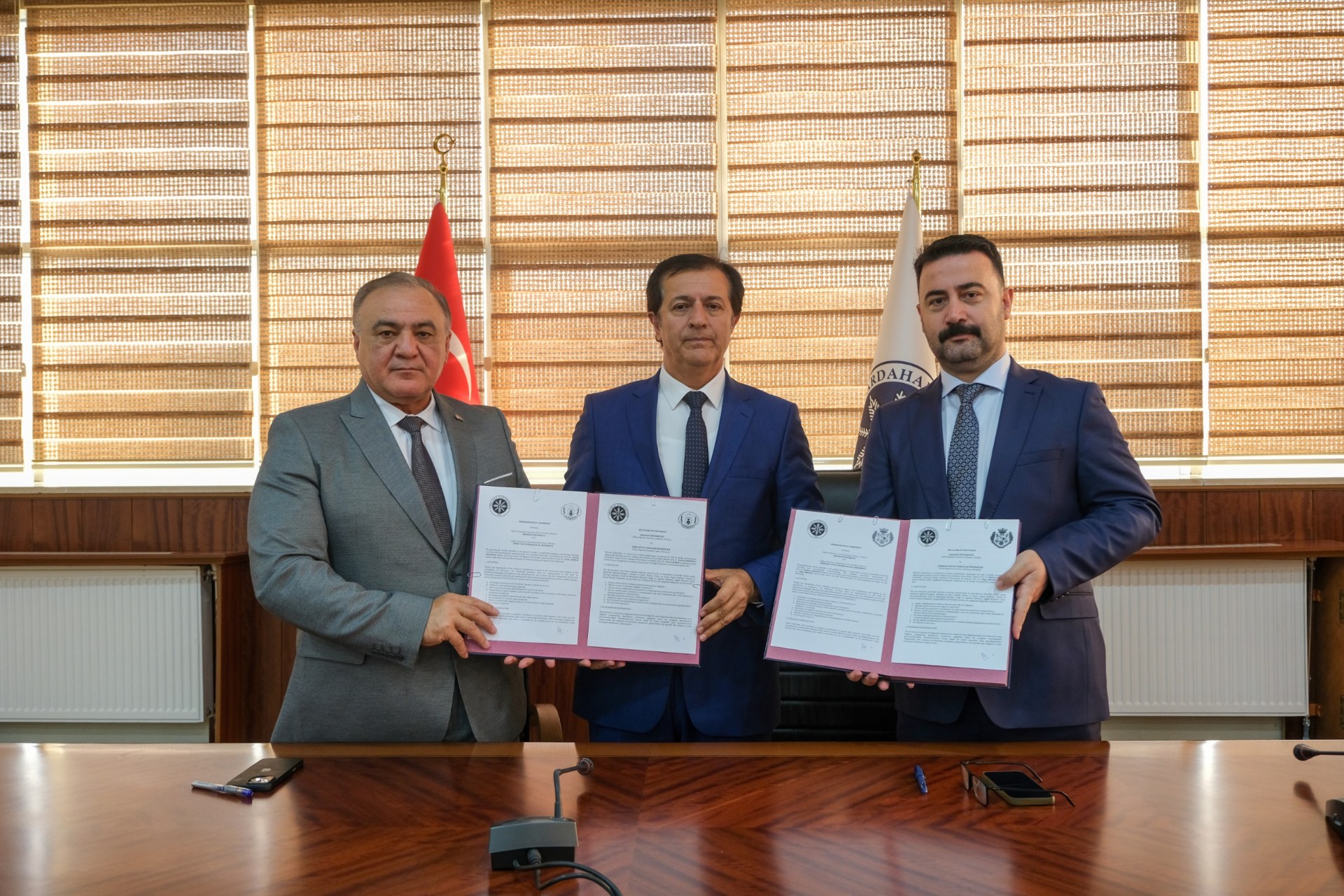 Üniversitemiz ile Sumy Devlet Pedagoji Üniversitesi Arasında Eğitim ve Araştırma Alanlarında İkili İş Birliği Protokolü İmzalandı
