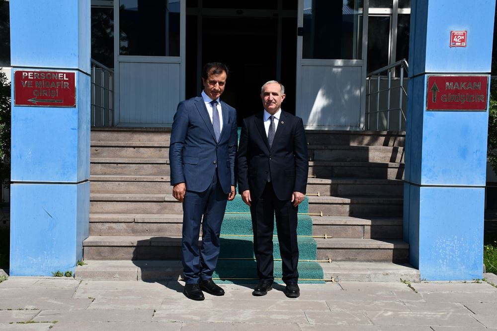 Prof. Nezaket Visit from Dr. Öztürk Emiroğlu to Kafkas University