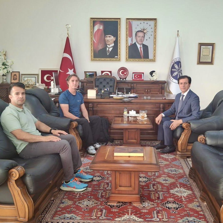 Türkiye Dağcılık Federasyonu Yetkililerinden Rektörümüze Ziyaret