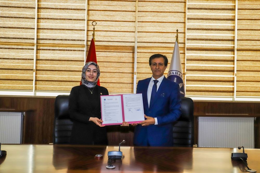 Our University signed a Tourism-oriented Business Association Protocol Between Hanak Shift