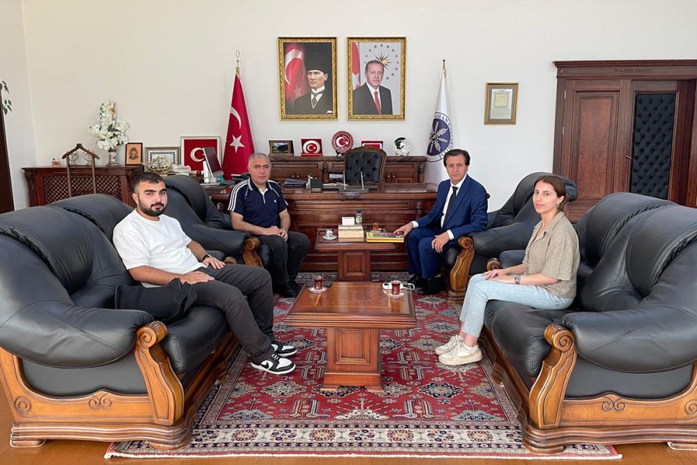 Gazeteci Özkan Karakaya’dan Rektörümüze Ziyaret
