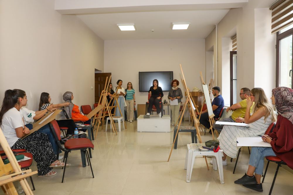 Üniversitemiz Güzel Sanatlar Fakültesi’nde Yetenek Maratonu Başladı