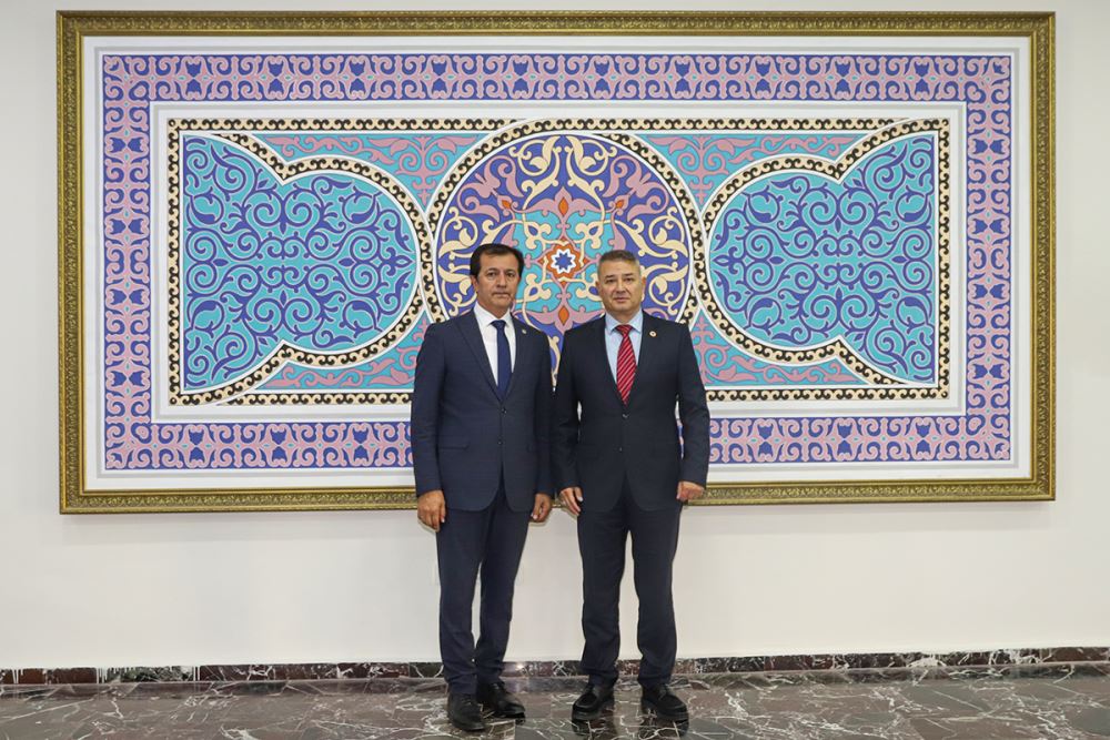 Ardahan İl Emniyet Müdürü Gökalp Şener’den Rektörümüze Veda Ziyareti