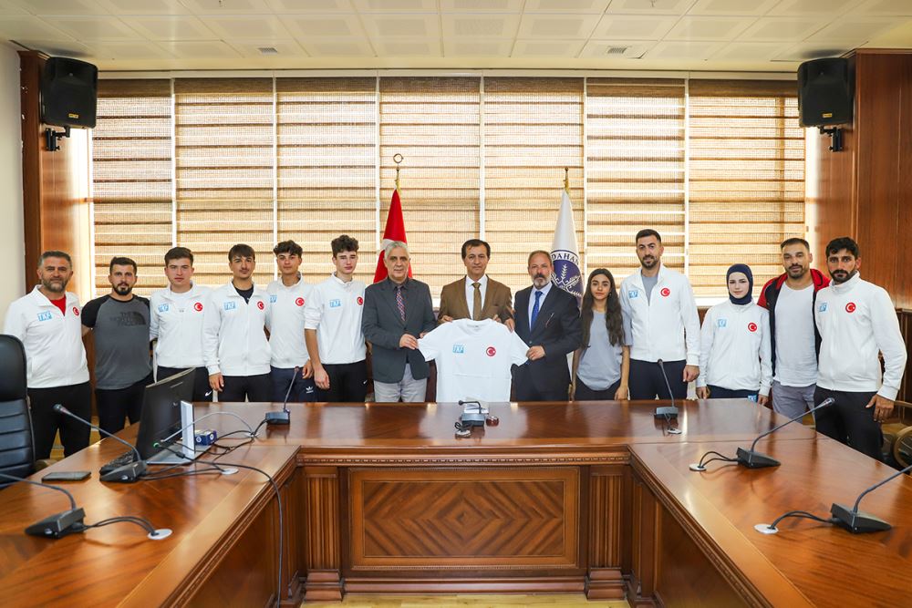 Kayaklı Koşu Milli Takım Kampı Üniversitemizde Gerçekleştiriliyor