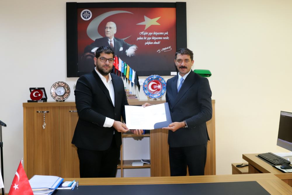 Mezunlarımızla Bağımız Sürüyor: Üniversitemizden Sigorta Alanında İş Birliği Protokolü