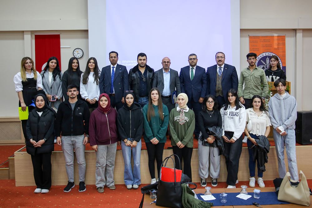 İİBF “KPSS-A ve Kamuda Kariyer İmkanları” Konulu Konferans Düzenledi