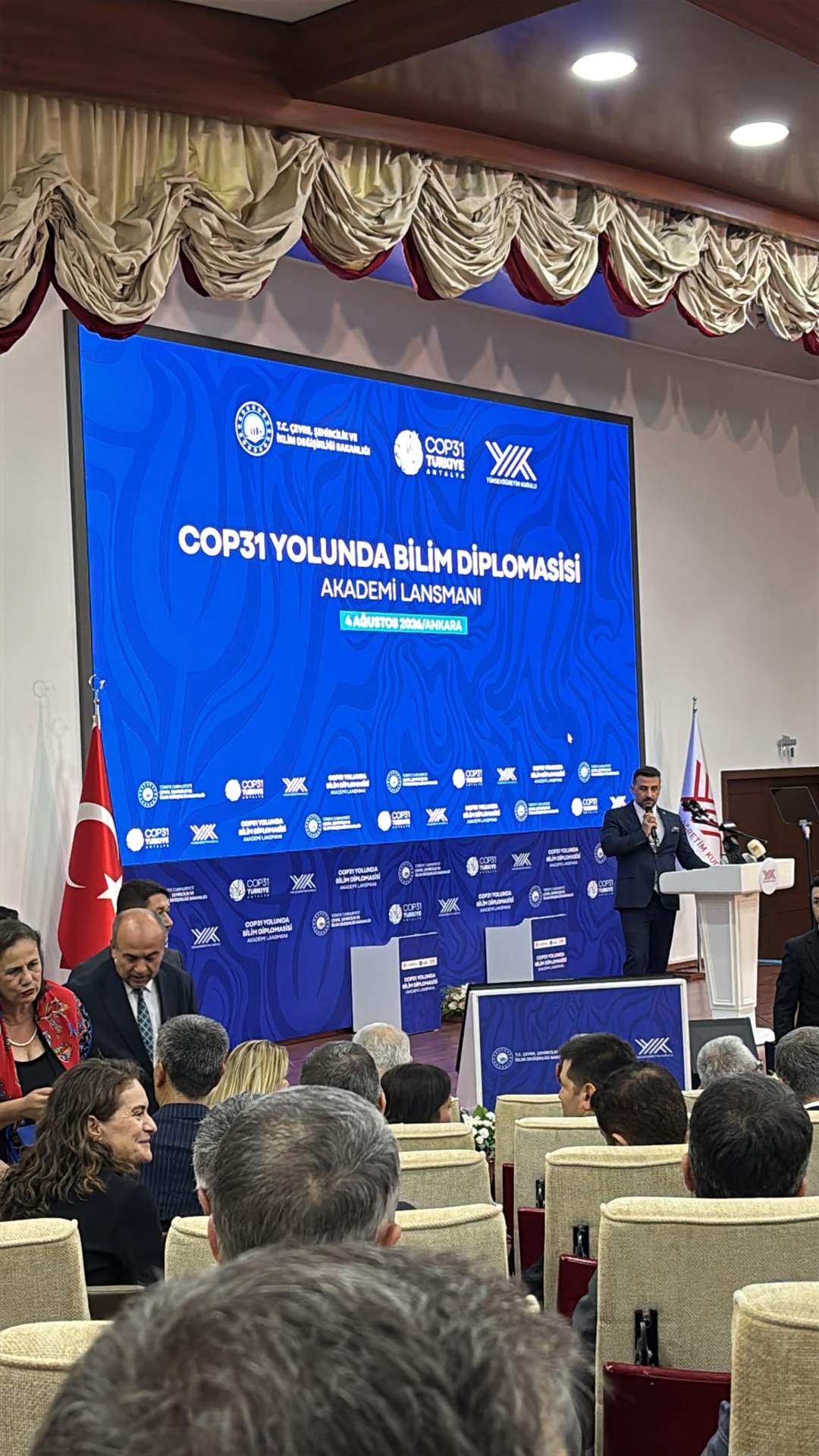 Görselde, COP31 Akademi Lansmanı Toplantı  Yeri  görünmektedir.