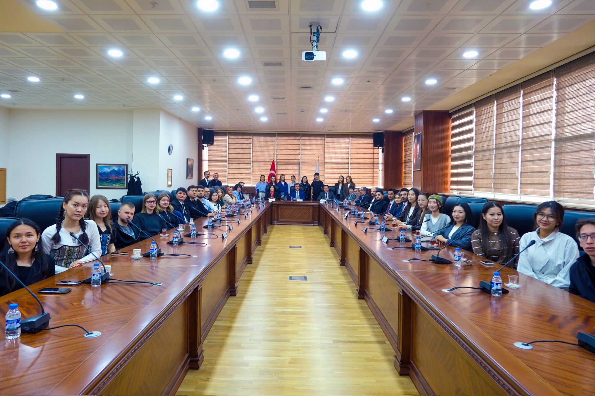 Uluslararası Değişim Öğrencilerinden Rektörümüze Ziyaret