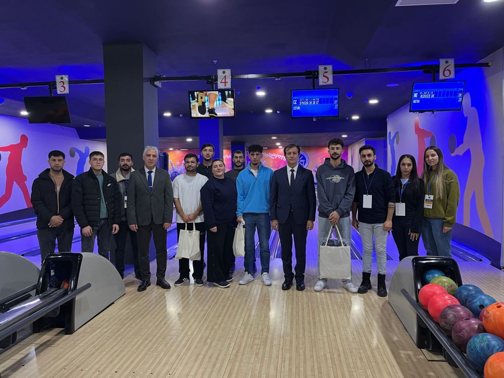 ARÜ’de Spor ve Rekabet Bowling Turnuvasında Buluştu