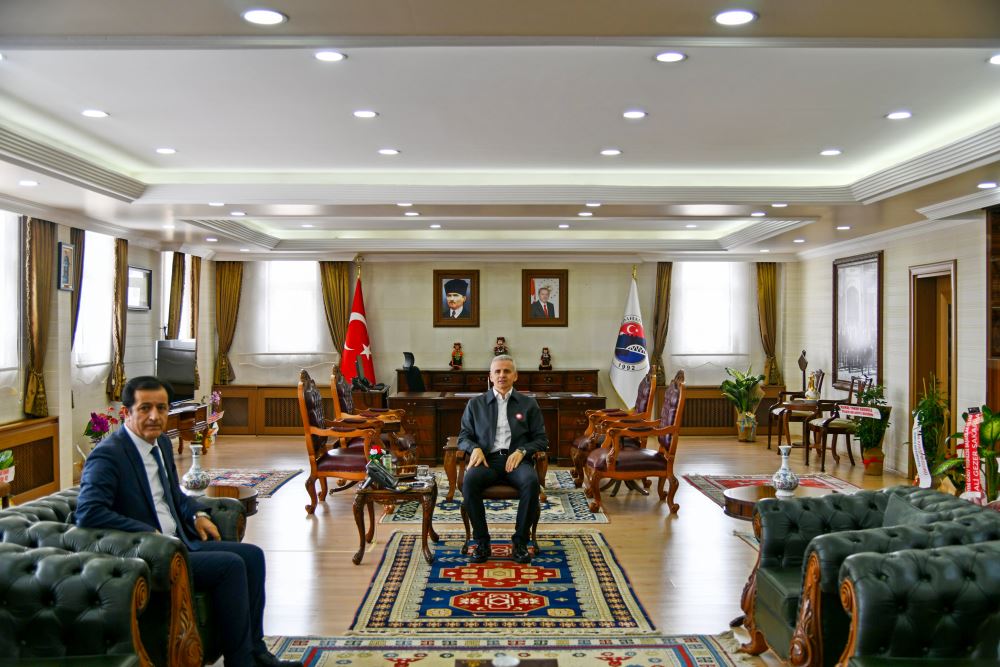 Prof. Ardahan Governor of Dr. Ozturk Emiroğlu Mehmet Fatih Çiçekli 'ye Ziyare Tags