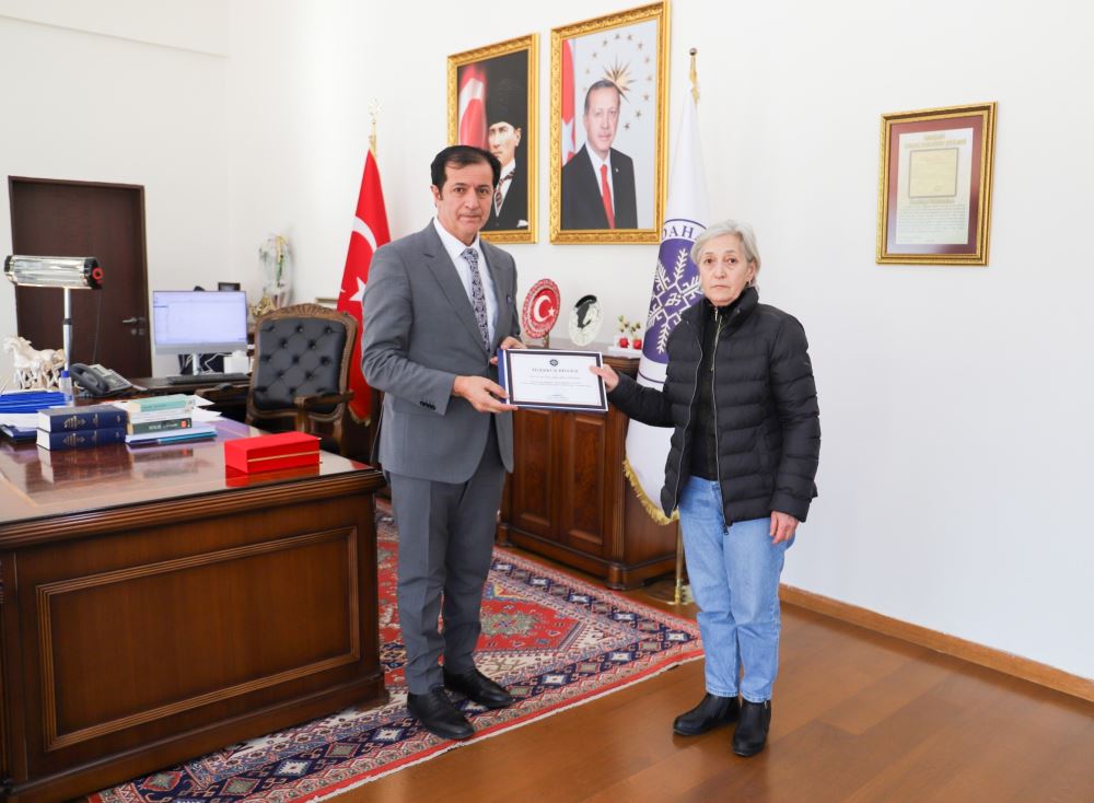 Prof. Dr. Ozturk Emiroğlu’s Emekli Teaching Member Plaid and Thank Certificate Home