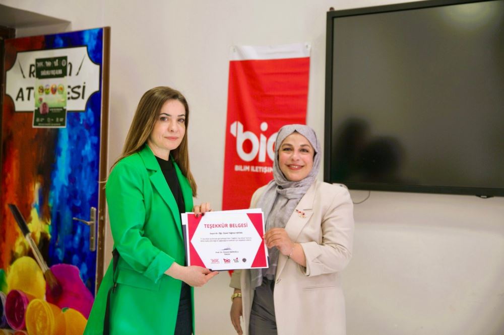 ARÜ’de Sağlıklı Yaş Alma Bilinci: Bilim Kafe Buluşmaları Serisi Devam Ediyor
