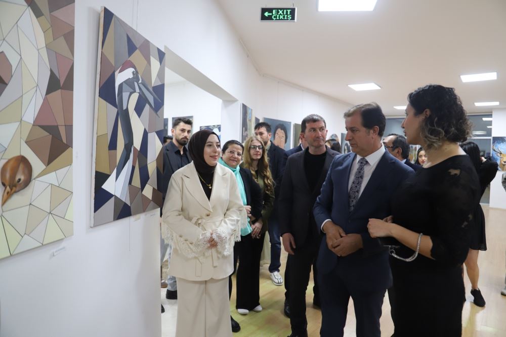 Üniversitemiz Güzel Sanatlar Fakültesinde "Resim Bölümü Mezuniyet Sergisi" Düzenlendi